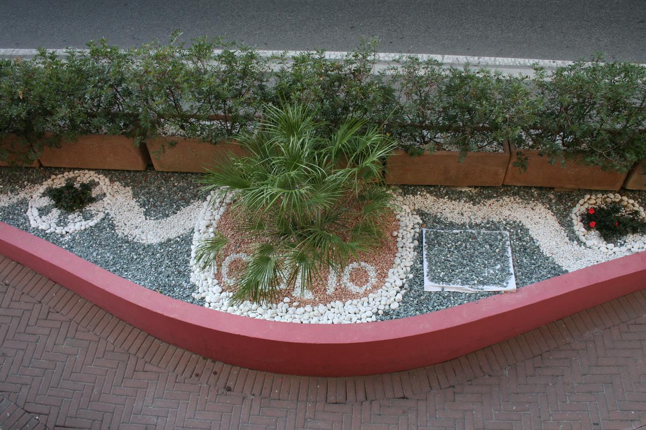Hotel Oblio Rimini Exterior foto